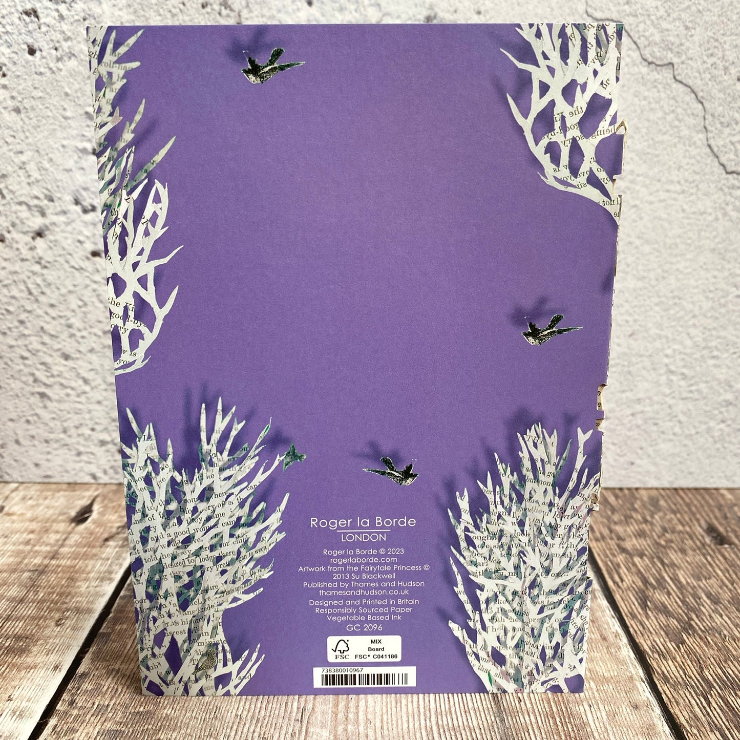 The Enchanted Forest - Scissors Paper Tree Lasercut Card, Su Blackwell GC2096