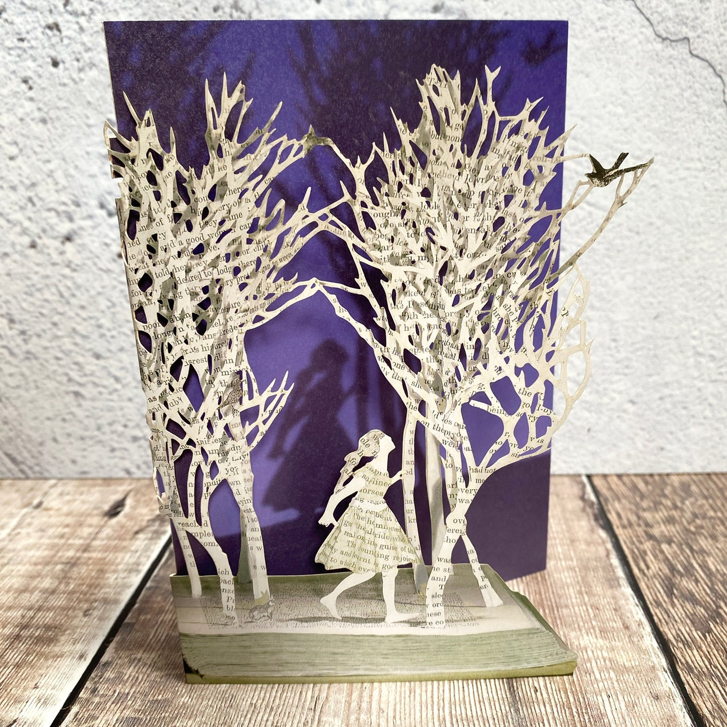 The Enchanted Forest - Scissors Paper Tree Lasercut Card, Su Blackwell GC2096